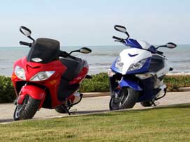 Plaka alabilen elektrikli motorsikletler