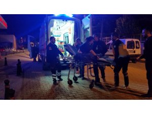 Annesini sırtından bıçakladı