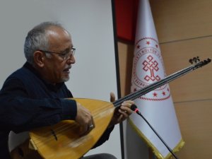 Konya Aydınlar Ocağı'nda sanatçı Neşet Ertaş anıldı