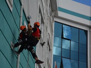 Konya İHH Arama Kurtarma, Okulları afetlere karşı bilinçlendiriyor