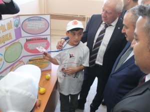 Bozkır Sarıoğlan İmam Hatip Ortaokulu'nda bilim fuarı düzenlendi