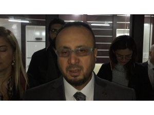 Avukatın yanağını ısıran sanık hakim önünde