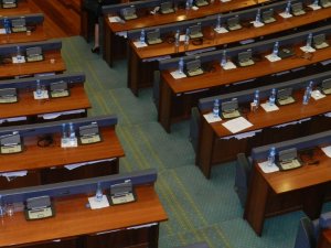 Kosova’da erken parlamento seçimi sonuçları açıklandı