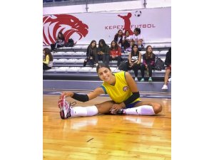 Ispartalı voleybolcu Melis Korkmaz, Açı Koleji’ne transfer oldu