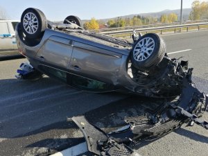 Emniyet kemeri hayat kurtardı