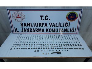 Şanlıurfa’da 333 adet tarihi eser ele geçirildi