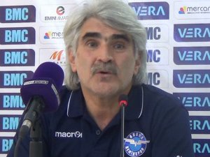 Uğur Tütüneker: “İstifa etme taraftarıyım”