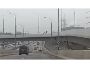 Köprüden aşağıya uçan motosiklet sürücüsü öldü