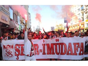 Konyaspor Sivasspor’a mehterli destek