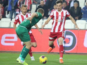 Sivasspor, 10 sezon sonra liderlik koltuğuna oturdu