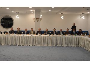 Kayseri'de Erciyes Platformu üyeleri onuruna yemek verildi