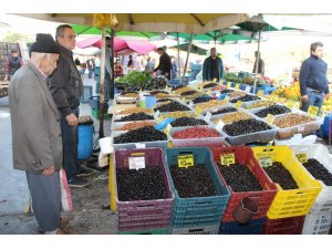 İzmir’de 09.05’te hayat durdu