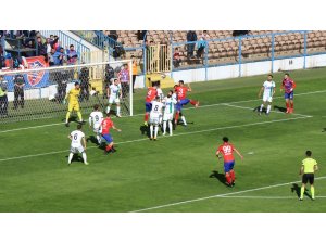 TFF 2. Lig: Kardemir Karabükspor: 0 - Sakaryaspor : 5