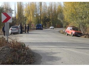 Şuhut’taki trafik kazasında ağır yaralanan şahıs hayatını kaybetti