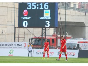 Kadın futbolu: Hazırlık maçı