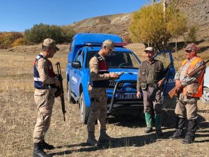 Erzincan’da avlaklar kontrol edilerek, avcılara yönelik bilgilendirme yapıldı