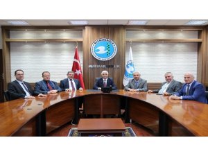 Marmarabirlik üreticilerin sorunlarını çözmeye devam ediyor