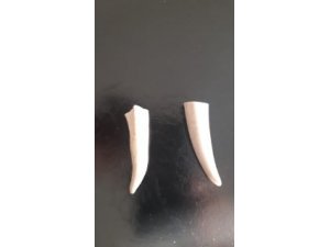 Tarihi eser kaçakçıları hava limanında yakalandı