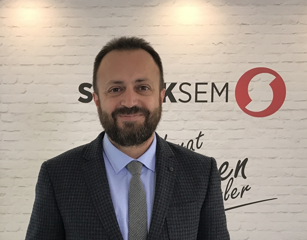 Üniversiteliler interneti "yalnız" oldukları için kullanıyor