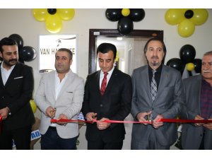 Van’da Hair Life Protez Saç Merkezi hizmete açıldı