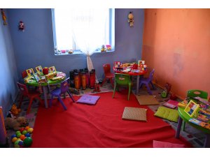 İzmirli ev kadınlarından Ağrılı miniklere anlamlı destek