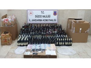 Jandarmadan kaçak içki operasyonu