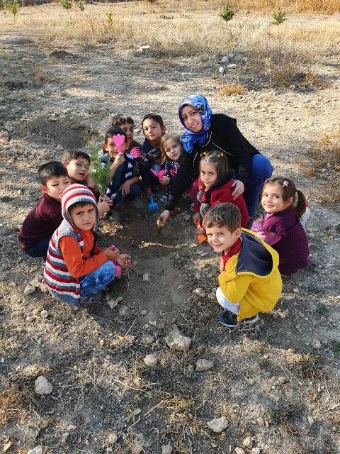 Fidanlara Şehit Öğretmenlerin isimleri verildi