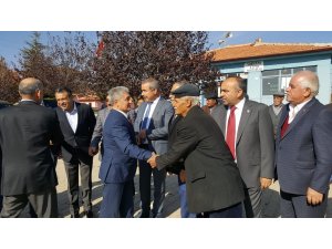Vali yardımcılarından köy ziyareti