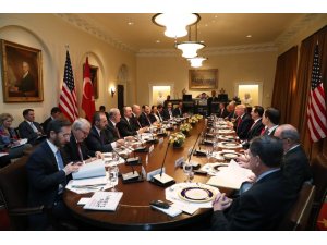 Heyetler arası görüşmede dikkat çeken detay