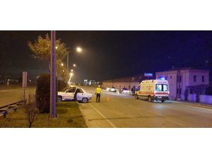 Çorum’da iki otomobil çarpıştı: 2 yaralı