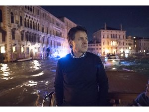 İtalya'da olumsuz hava koşulları nedeniyle 3 kişi öldü