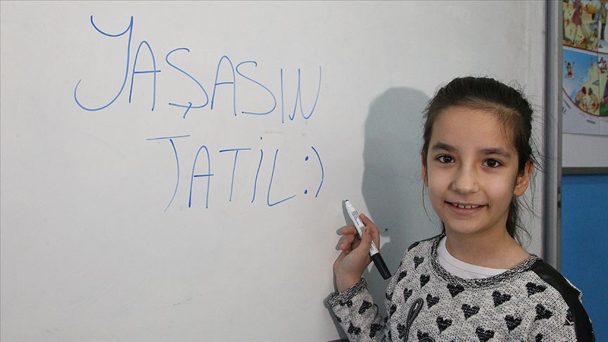 Karnesiz ilk ara tatil başlıyor