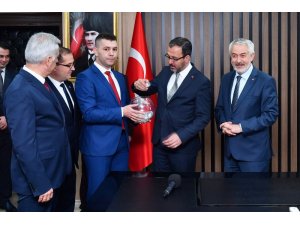 Isparta’da Belediye Meclis Üyeleri ve personel futbol turnuvasında boy gösterecek