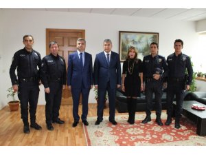 Kahraman polisler ’Başarı Belgesi’ aldı