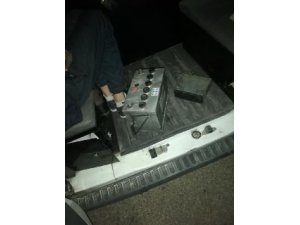 Akü hırsızları kaçamadan yakalandı