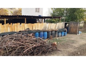 Malatya’da 61 ton kaçak içki ele geçirildi