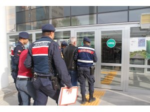 Elazığ’da villaları soyan 2 şüpheli  suç üstü yakalandı