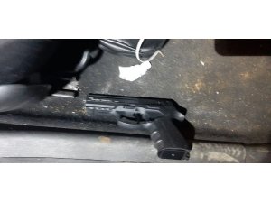 Jandarmayı görüp kaçmaya çalışan araçtan uyuşturucu çıktı