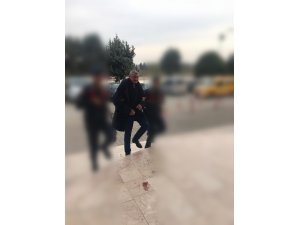 Firari ormanda saklanırken yakalandı