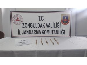 5 ayrı suçtan aranan şahıs ev baskınında yakalandı