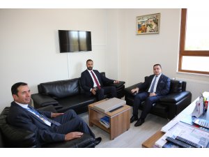 TSO Başkanı Eken, özel okulları ziyaret etti