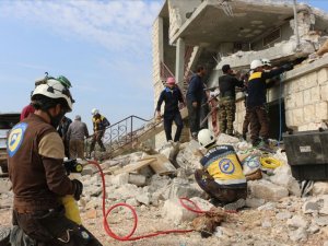 Rus uçakları ve Esad rejiminden İdlib’e saldırı