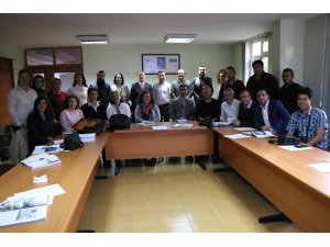 Niğde'de öğretmenlere "analitik okuma ve yazma" eğitimi veriliyor