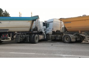 Konya'da iki tır çarpıştı: 1 yaralı