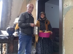 Kızılcahamam Belediyesinden ihtiyaç sahibi ailelere yemek yardımı