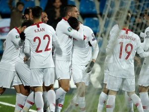 A Milliler Avrupa yolundaki son maçını rahat kazandı
