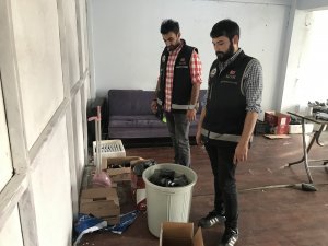 Adana'da sahte içki üretiminde kullanılan kimyasal ürünler ele geçirildi