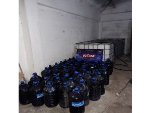 Çanakkale’de 4 bin litre kaçak şarap ele geçirildi