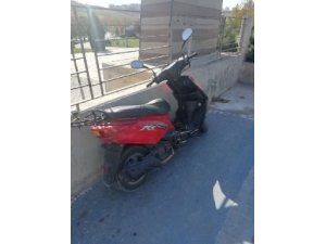 Çalamadan kaçtı polise yakalandı