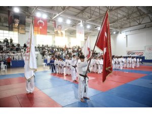 Bakan Kasapoğlu, 2. Japonya Büyükelçiliği Judo Turnuvasını takip etti